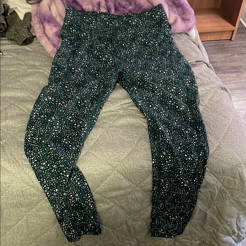 Stylish Green Patterned Pants Leggings